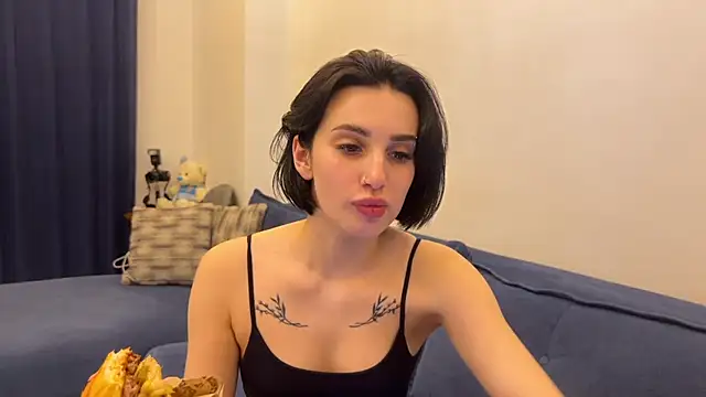 BlackFox V online show from February 12, 2026, 10:27 pm