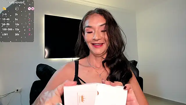 Emma Mendozaa online show from June 27, 2026, 11:37 am