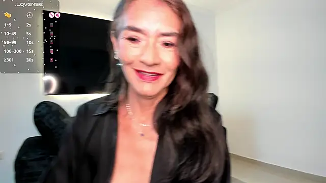 Emma Mendozaa online show from June 30, 2026, 11:33 am