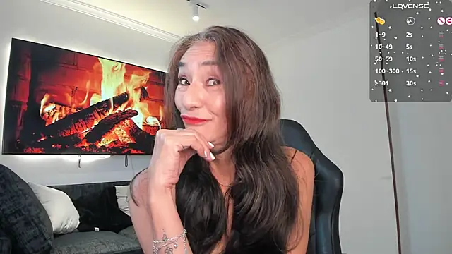 Emma Mendozaa online show from August 1, 2026, 11:31 am