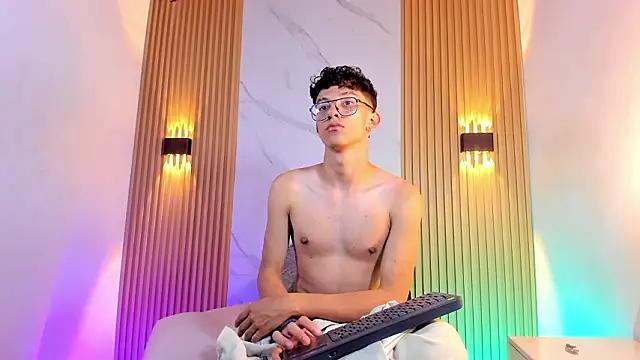 Christopher Hunter online show from March 6, 2026, 9:11 pm