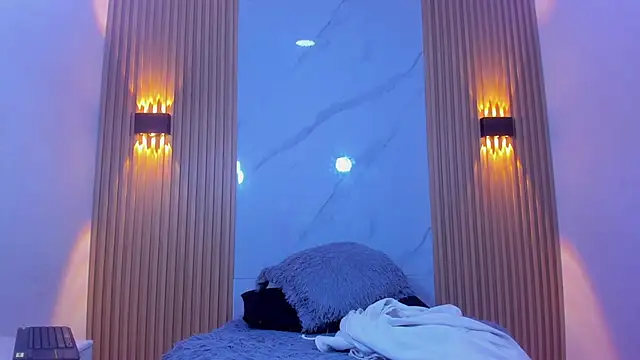 Christopher Hunter online show from March 13, 2026, 9:43 pm