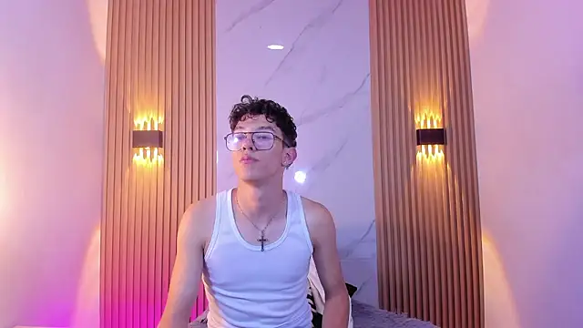 Christopher Hunter online show from March 18, 2026, 7:50 pm