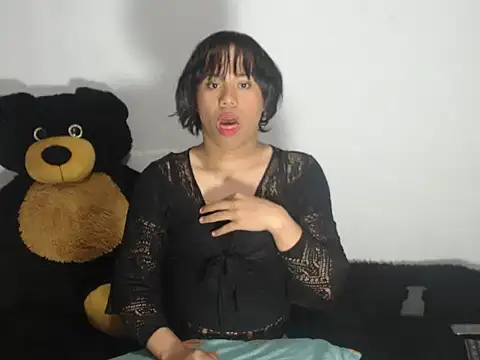 SpicyMusee online show from February 5, 2026, 12:04 am