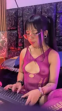mary luckaysha  online show from June 22, 2026, 7:11 pm