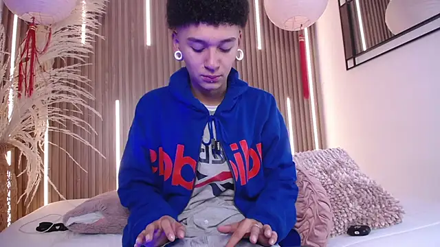 Snapshot of David_Banks_ chatting on March 20, 2026, 12:32 pm David Banks online show from March 20, 2026, 12:32 pm