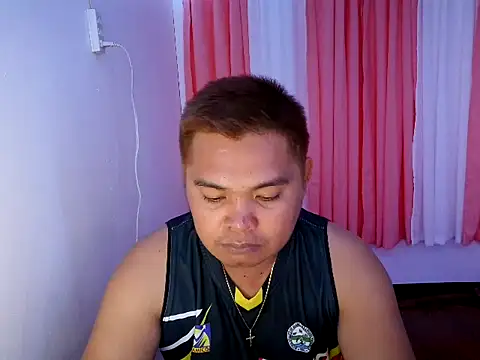 Snapshot of bigloadfox chatting on April 2, 2026, 1:53 pm bigloadfox online show from April 2, 2026, 1:53 pm