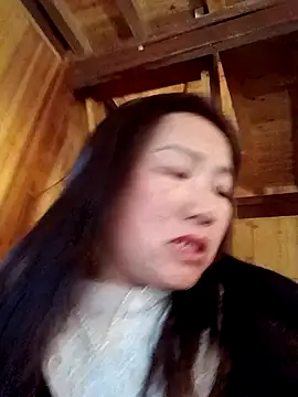 quynhbupbe11 online show from February 6, 2026, 9:23 am