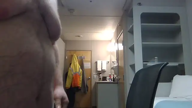 Snapshot of arcticman103 chatting on March 11, 2026, 4:02 pm arcticman103 online show from March 11, 2026, 4:02 pm