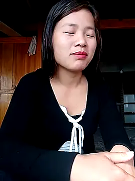 Hoahonggai1 online show from February 6, 2026, 8:07 am