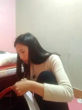 Snapshot of Xucxich00 chatting on February 4, 2026, 4:02 pm Xucxich00 online show from February 4, 2026, 4:02 pm