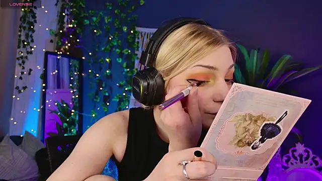 AvaSun online show from March 24, 2026, 10:48 pm