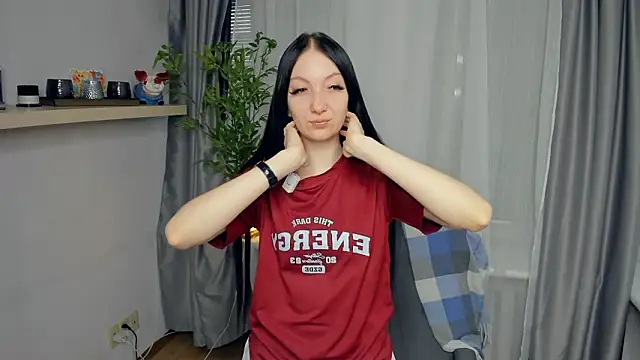 ClarissaDeclue online show from February 26, 2026, 2:16 pm