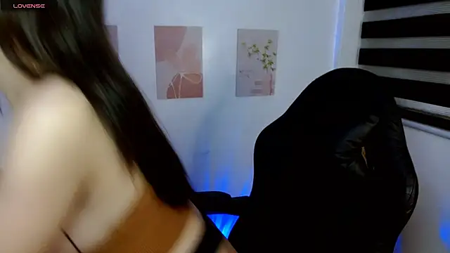 Snapshot of -SugarBengbeng- chatting on April 10, 2026, 10:36 pm -SugarBengbeng- online show from April 10, 2026, 10:36 pm