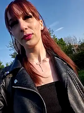 Snapshot of -BabyBella- chatting on April 15, 2026, 3:52 pm -BabyBella- online show from April 15, 2026, 3:52 pm