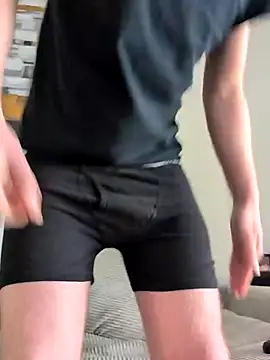 cuttingz23 online show from February 6, 2026, 8:23 pm