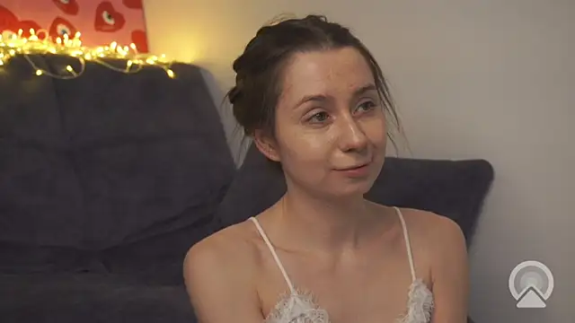  Starry Eyes  online show from February 7, 2026, 6:17 am