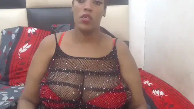ThickandTallXX online show from May 8, 2026, 9:58 am