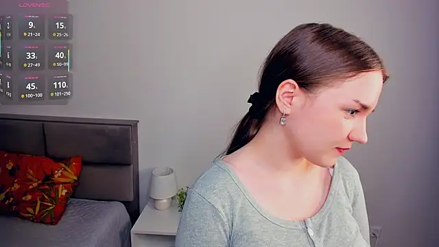 CrissyKales online show from March 9, 2026, 5:50 pm