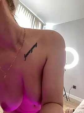 ElizabethSin online show from March 19, 2026, 7:56 am