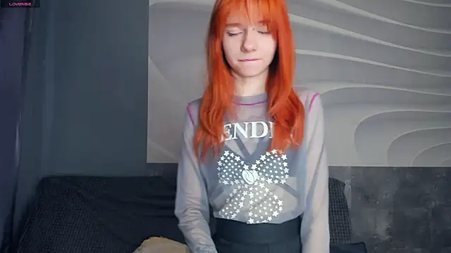 TarynPalek online show from April 26, 2026, 7:39 am