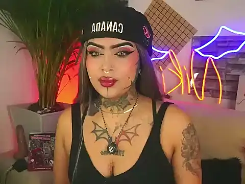 Niki adams001 online show from February 3, 2026, 11:21 pm