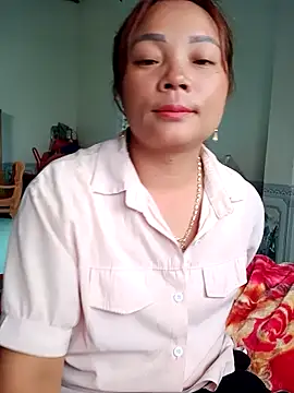 neyney110 online show from May 7, 2026, 1:22 am