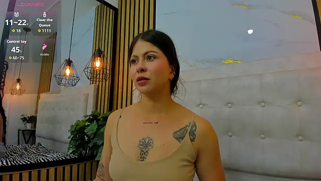 Snapshot of Scarlet_Rosexx chatting on March 19, 2026, 3:10 am Scarlet Rosexx online show from March 19, 2026, 3:10 am