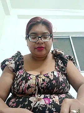 Elie Hallway online show from February 5, 2026, 8:02 pm