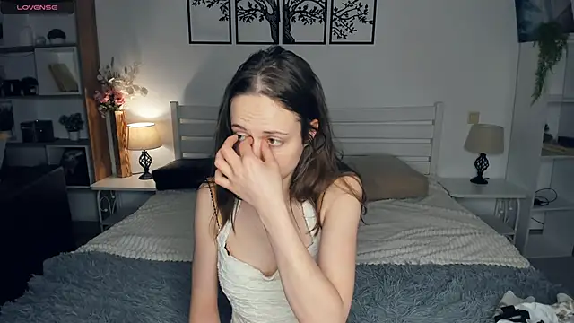 MalvinaTrafford online show from February 21, 2026, 8:43 pm