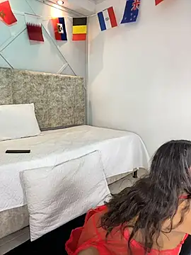 Snapshot of amara_queen_ chatting on June 24, 2026, 12:26 pm amara queen online show from June 24, 2026, 12:26 pm