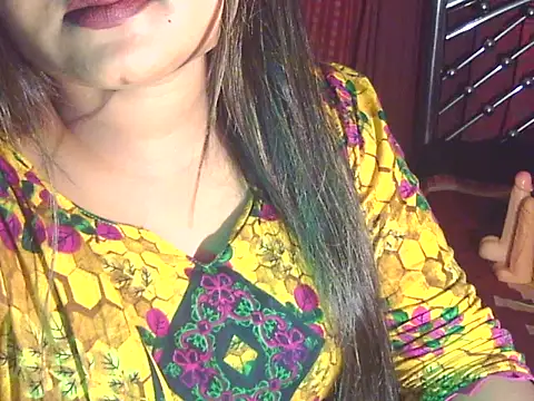 Nusrat Faria online show from May 10, 2026, 6:13 pm
