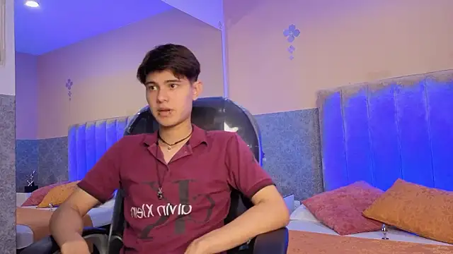 Derek Sinn online show from February 10, 2026, 7:51 pm