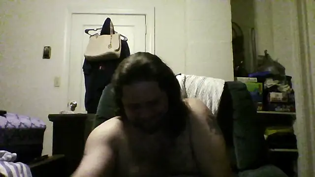 Snapshot of Demon2182 chatting on February 25, 2026, 5:39 am Demon2182 online show from February 25, 2026, 5:39 am