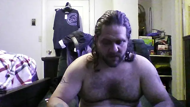 Snapshot of Demon2182 chatting on March 11, 2026, 4:40 am Demon2182 online show from March 11, 2026, 4:40 am