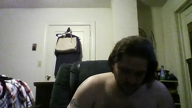 Snapshot of Demon2182 chatting on March 25, 2026, 1:55 am Demon2182 online show from March 25, 2026, 1:55 am