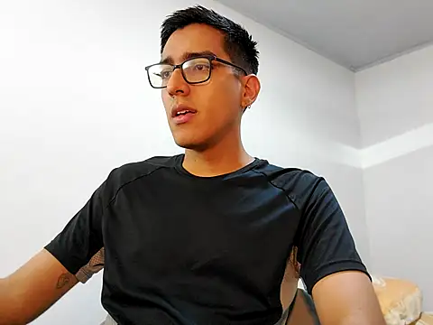 Snapshot of NickFin chatting on February 25, 2026, 9:24 pm NickFin online show from February 25, 2026, 9:24 pm