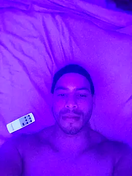 LuisemBig online show from February 3, 2026, 1:59 am