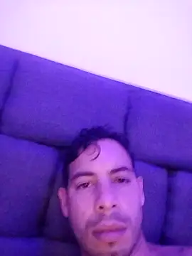 LuisemBig online show from February 3, 2026, 2:53 am