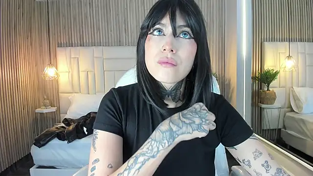 Ravenn21x online show from February 27, 2026, 11:32 am