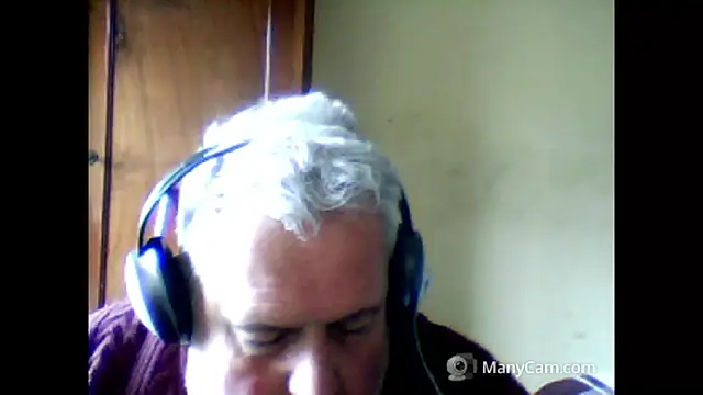 Snapshot of swichcassanesi chatting on March 5, 2026, 1:29 pm swichcassanesi online show from March 5, 2026, 1:29 pm