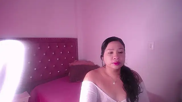 miafuegolatino online show from June 12, 2026, 3:05 am