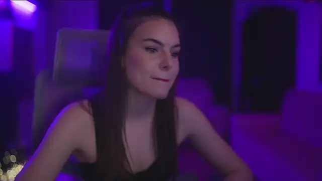 kiara danger online show from February 4, 2026, 8:47 pm