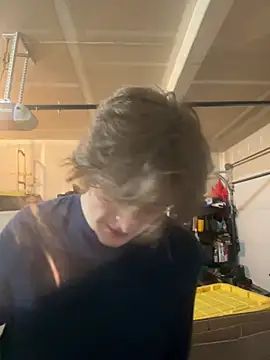 Chvrming online show from February 11, 2026, 5:40 pm