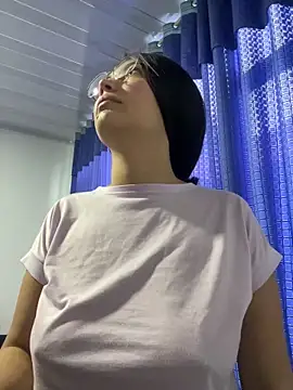 Snapshot of Tammy8 chatting on March 6, 2026, 4:03 pm Tammy8 online show from March 6, 2026, 4:03 pm