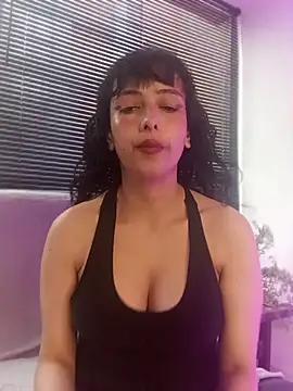 Snapshot of Eva_Err chatting on March 19, 2026, 10:14 pm Eva Err online show from March 19, 2026, 10:14 pm