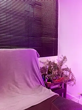 Snapshot of Eva_Err chatting on March 22, 2026, 10:24 pm Eva Err online show from March 22, 2026, 10:24 pm