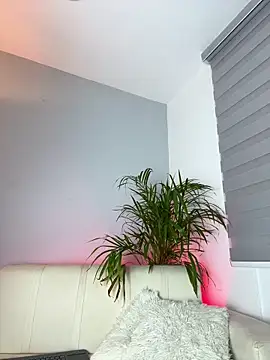 Snapshot of Elirpo chatting on March 17, 2026, 2:27 am Elirpo online show from March 17, 2026, 2:27 am