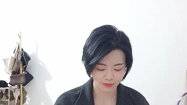 Nikishine online show from March 19, 2026, 1:37 pm