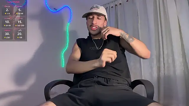 rafael stone11 online show from March 13, 2026, 2:07 am